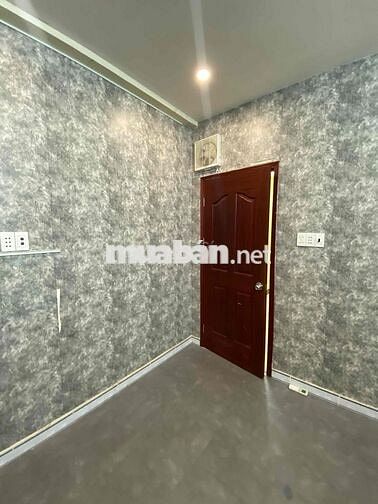 Cho thuê phòng trọ 15m² có máy lạnh, dán tường đẹp – Nguyễn Trọng Tuyể