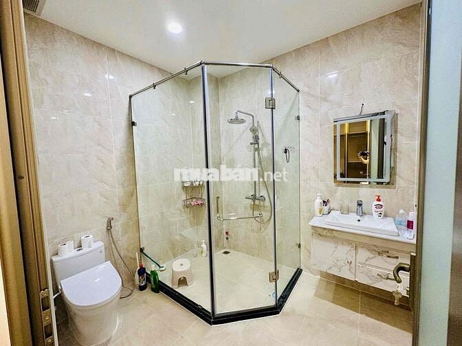 NHÀ MẶT TIỀN K300 - 129D Nguyễn Minh Hoàng, P.12, TB, có thang máy