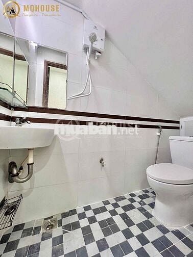 NHÀ MỚI XONG TÁCH BẾP RỘNG Ở ĐƯỢC GIA ĐÌNH 3-4 NGƯỜI FULL NỘI THẤT