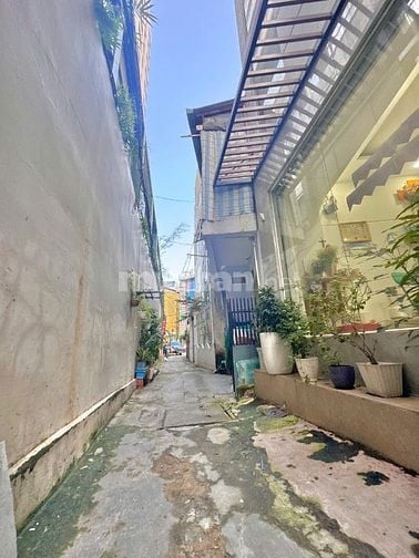Bán nhà sát MT Nguyễn Văn Trỗi Q.Phú Nhuận - 3,2m x 7m - 5,15 tỉ