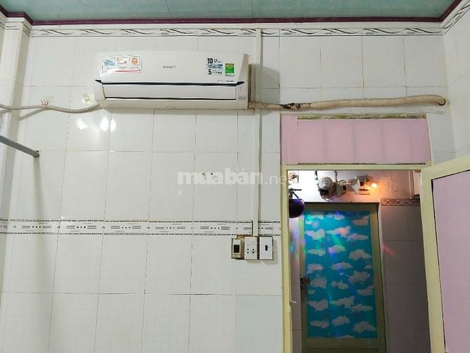 Phòng trọ máy lạnh, giờ giấc tự do quận 4