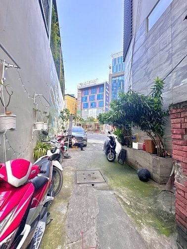 Bán nhà sát MT Nguyễn Văn Trỗi Q.Phú Nhuận - 3,2m x 7m - 5,15 tỉ