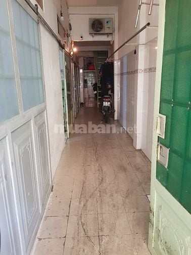 Phòng trọ máy lạnh, giờ giấc tự do quận 4