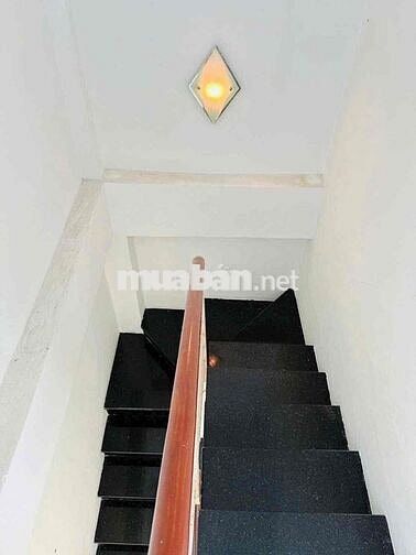 Cho thuê nhà nguyên căn đủ nội thất p3.q8