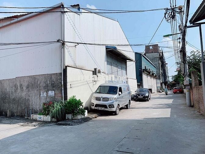 Bán gấp 250m² kho xưởng tại Thanh Trì - Ô tô tải vào tận nơi