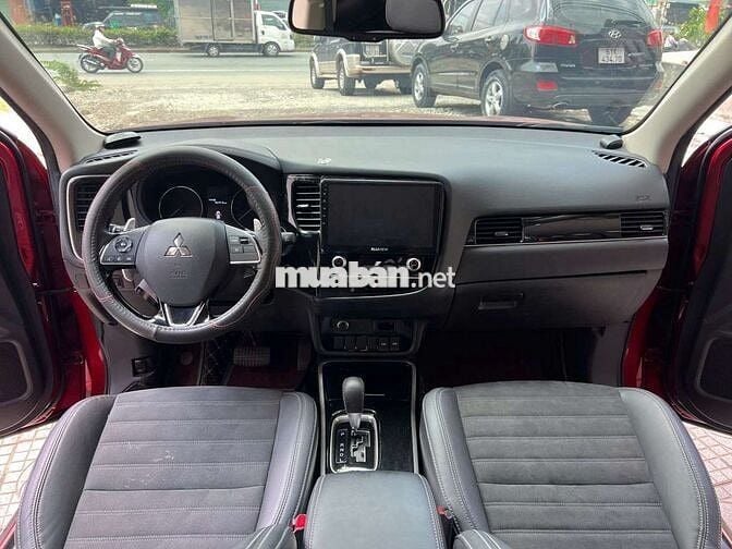 SIÊU LƯỚT MITSUBISHI OUTLANDER 2022 2.0 CVT