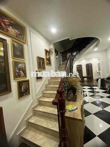 cho thuê nnc rộng 60m2 nhà mới ngay mặt tiền đường Lê Lai