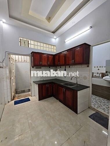 Nhà 5,5 triệu 3 phòng ngủ gần cầu Bà Bộ ô tô tới nhà