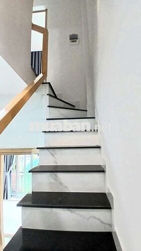 3 TẦNG FULL NỘI THẤT GẦN PHAN ĐĂNG LƯU CHỈ 4.5TY