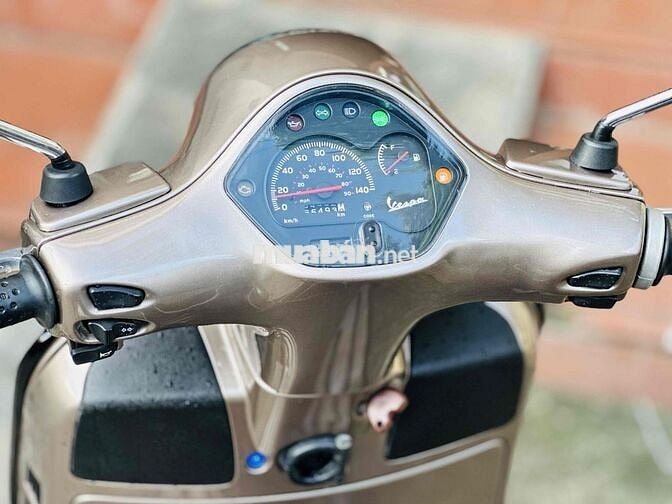 VESPA GTS 125CC 3VAL IE BIỂN 53377 TPHCM CỰC ĐẸP