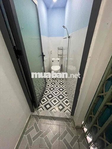 Nhà MTKD LK 5-11-12 BTĐ.BÌNH TÂN.DT:4 x 16 Trệt Lửng 3PN 2WC