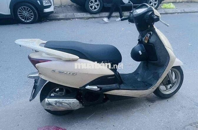 Bán nhanh Honda Lead êm du,giấy tờ đủ biển Hà nội