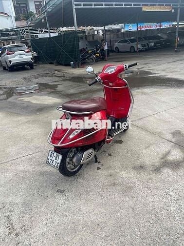 Cầm đồ thanh lý: Vespa 2014 mẫu mới,bs:81 gia lai