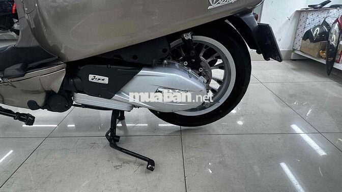 Vespa Vàng đồng tft chính chủ