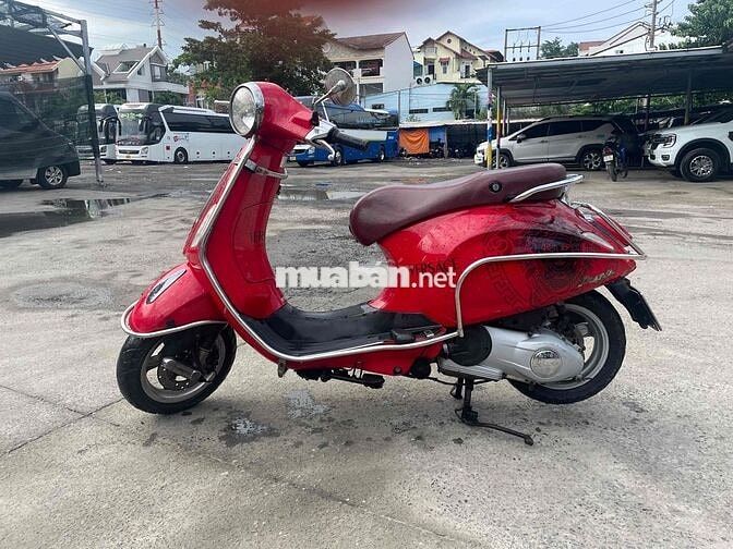 Cầm đồ thanh lý: Vespa 2014 mẫu mới,bs:81 gia lai
