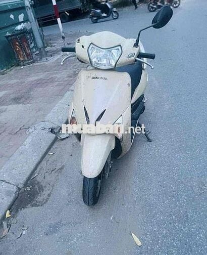 Bán nhanh Honda Lead êm du,giấy tờ đủ biển Hà nội