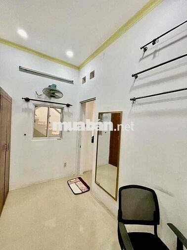 Quá rẻ, Nhỉnh 5 Tỷ nhà sát Trần Hưng Đạo, P7, Quận 5.