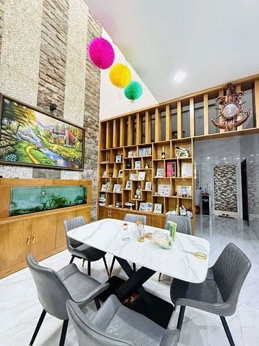 Đi định cư cần bán BIỆT THỰ tâm huyết 8x20 3 tầng ôtô đỗ cửa chỉ 11.4T