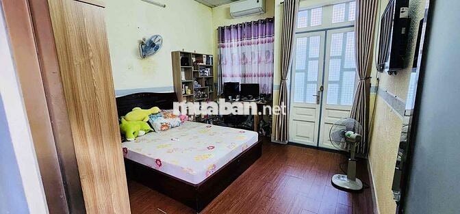 cho thuê nhà Hẻm thông, xe hơi ngủ trong nhà