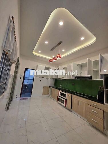 Cho thuê nhà hẻm Nguyễn Hồng Đào phường 14 Quận Tân Bình