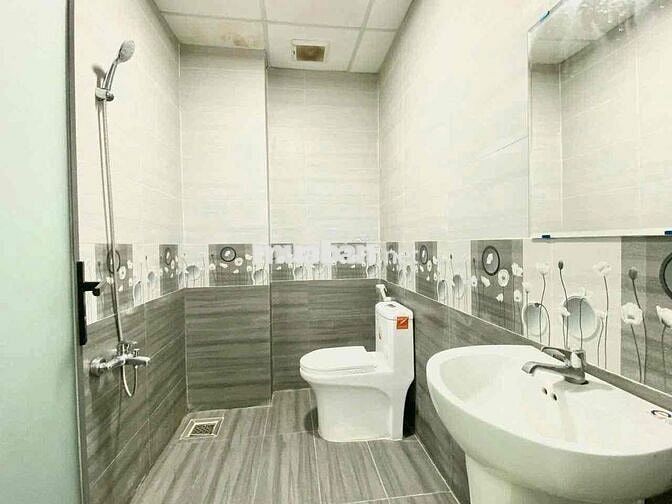 Studio ban công - Full NT - Máy giặt riêng - ngay Him Lam Quận 7