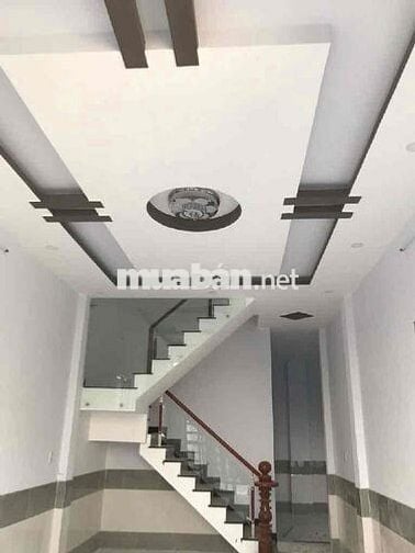 NHÀ 2TẦNG NGANG 5,6m NỞ HẬU 9m GIÁ 4,8 TỶ ĐẶNG THÚC VỊNH HXH ĐỖ SÂN