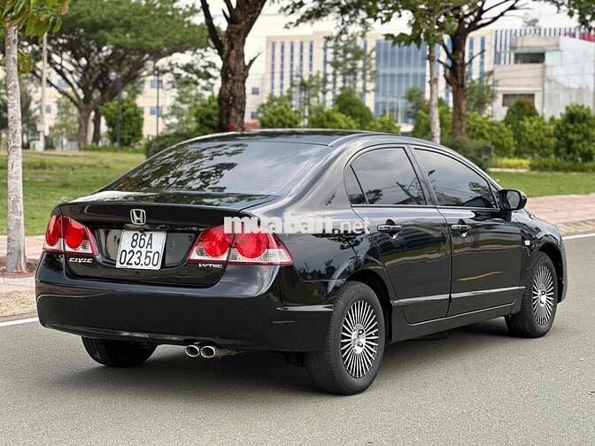 Honda Civic 2008 1.8 MT - 100000 km