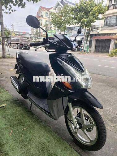 Honda Click  xe đẹp máy rin rất êm  bs ĐN
