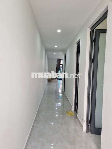 Cho thuê nhà 2 tầng mt 10m5 nguyễn hồng ánh