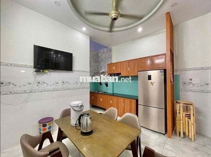NHÀ 2 LẦU 4PN 4WC, FULL NỘI THẤT, ĐƯỜNG SỐ 2, GẦN VẠN PHÚC