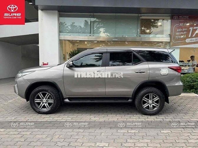 Toyota Fortuner 2019 2.4G 4x2 MT - bảo hành Toyota