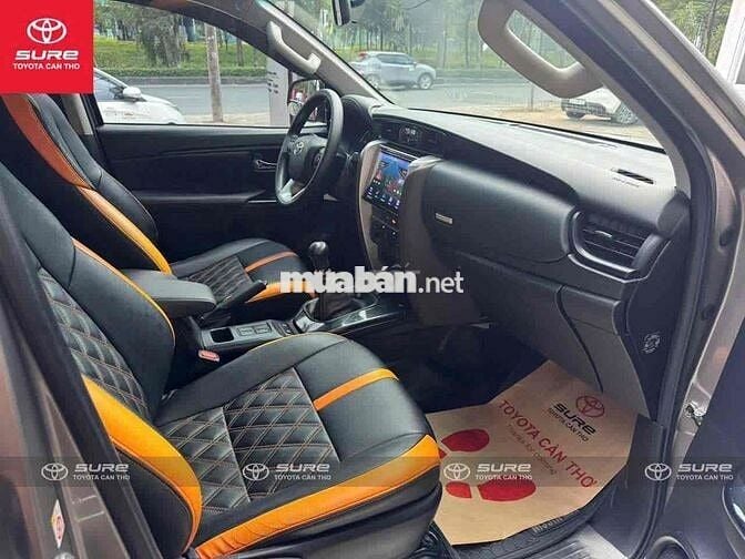 Toyota Fortuner 2019 2.4G 4x2 MT - bảo hành Toyota