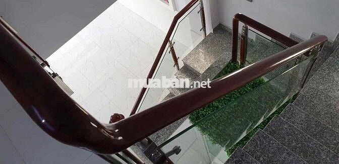 Trệt 2 lầu 4*20; 4pn nhà mặt tiền Rẻ chốt lẹ
