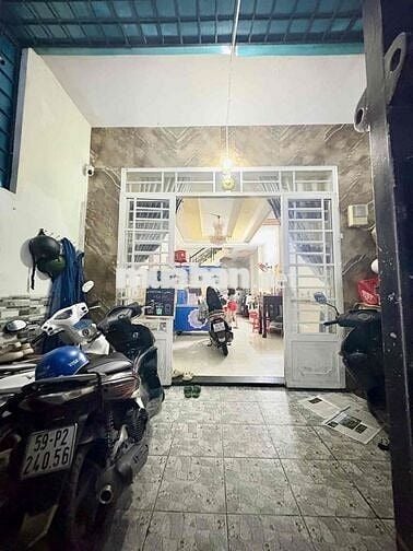 CĂN HỘ DỊCH VỤ NGAY TRƯỜNG ĐH CÔNG THƯƠNG- DÒNG TIỀN 22TR/THÁNG - GẦN