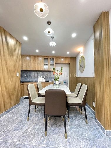 Khu Tên Lửa HẺM XE TẢI 5Tầng Đẹp Gara, Full Nội Thất Cao Cấp Nhỉn 7 Tỷ