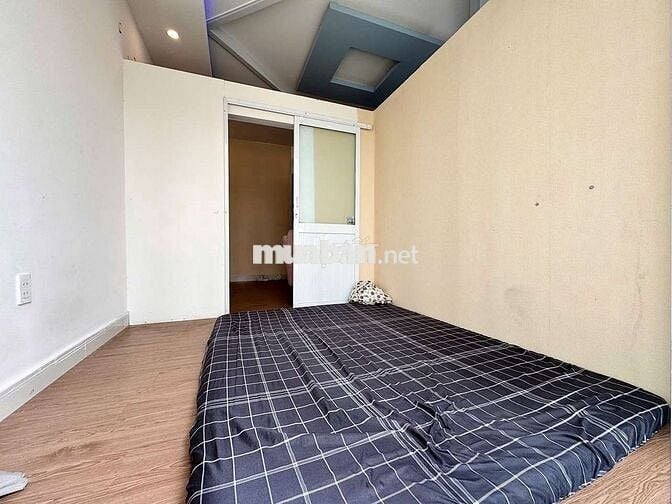 CHO THUÊ 2PN BANCON + FULL NT Ở PHẠM VĂN CHIÊU ,GV