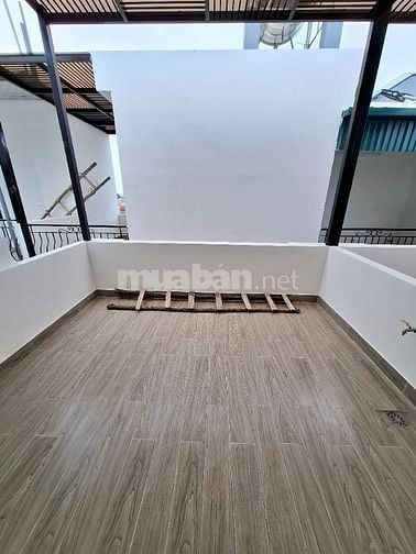 BÁN NHÀ SIÊU ĐẸP CỰ KHỐI LONG BIÊN 5 TẦNG FULL NỘI THẤT GIÁ CHỈ 5,9XTỶ