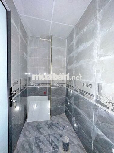 CHO THUÊ CĂN HỘ STUDIO BAN CÔNG SIÊU RỘNG NGAY PHỐ THUỴ KHUÊ - TÂY HỒ