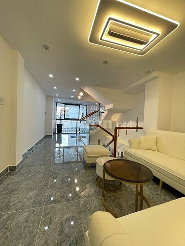 Khu Tên Lửa HẺM XE TẢI 5Tầng Đẹp Gara, Full Nội Thất Cao Cấp Nhỉn 7 Tỷ