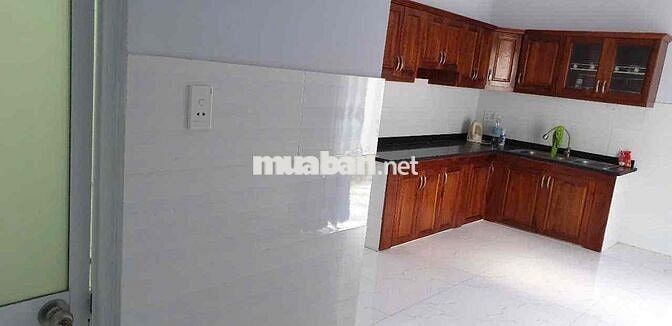 Trệt 2 lầu 4*20; 4pn nhà mặt tiền Rẻ chốt lẹ