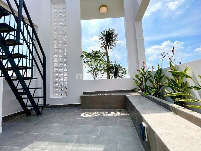 Khu Tên Lửa HẺM XE TẢI 5Tầng Đẹp Gara, Full Nội Thất Cao Cấp Nhỉn 7 Tỷ