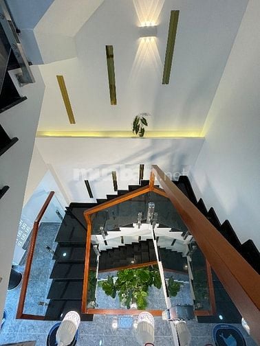 Khu Tên Lửa HẺM XE TẢI 5Tầng Đẹp Gara, Full Nội Thất Cao Cấp Nhỉn 7 Tỷ