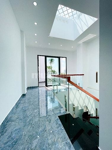 Khu Tên Lửa HẺM XE TẢI 5Tầng Đẹp Gara, Full Nội Thất Cao Cấp Nhỉn 7 Tỷ