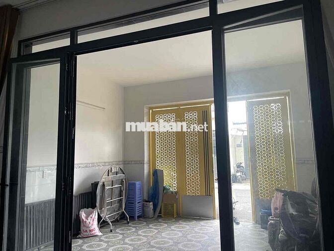 bán gấp nhà 89m2. 3 tầng. HXH 12m. hương lộ 80. BHHB. chỉ 6.7ty