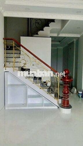 Nhà 1 Trệt 3 Lầu 4PN 5WC Đường Nhựa 6m KDC Hoàng Quốc Việt