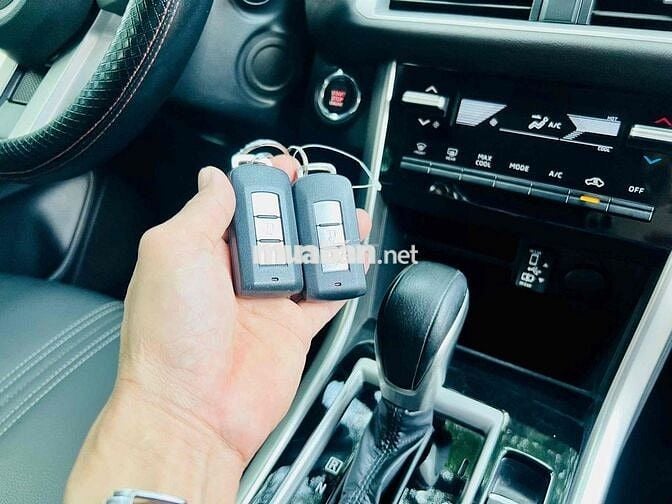 Xpander Bản Premium 2024 Màu Trắng Cần Bán