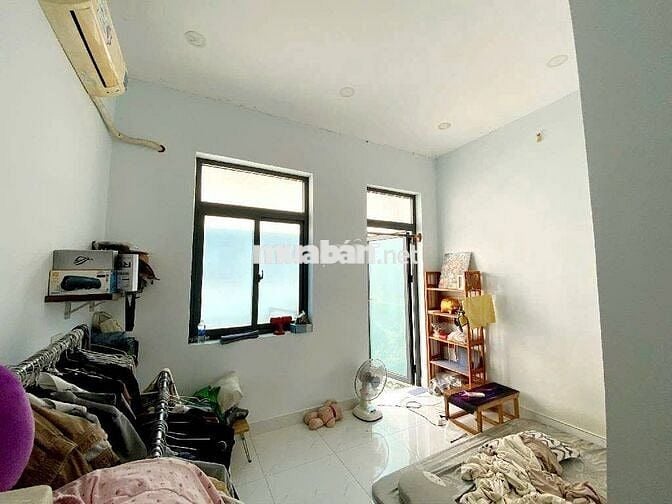 BÁN GẤP NHÀ ĐẸP NGAY PHẠM VĂN BẠCH, 4*12M  CHỈ 4 TỶ 98 ( BỚT LỘC )