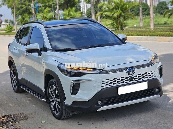 Toyota Corolla Cross 2025 1.8HEV - 3000 km