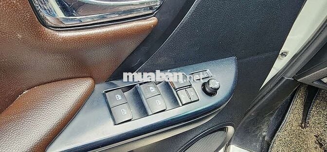 TOYOTA  FORTUNER 2016 2.4G 4x2 MT