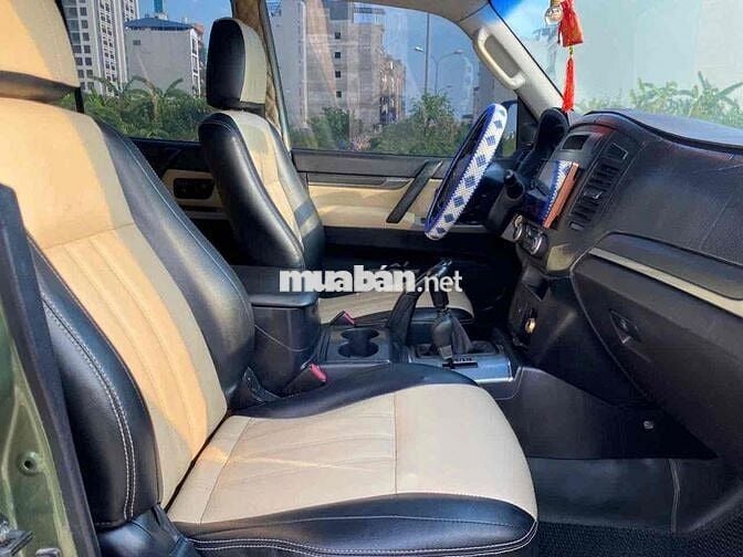 Xe Chất Mitsubishi Pajero 2007 3.5 - nội thất xịn